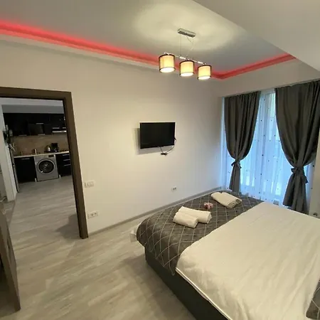 Mamaia Home Beach Apartament アパート *