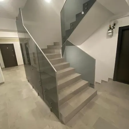アパート Mamaia Home Beach Apartament *