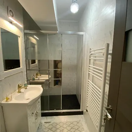 アパート Mamaia Home Beach Apartament ママイア